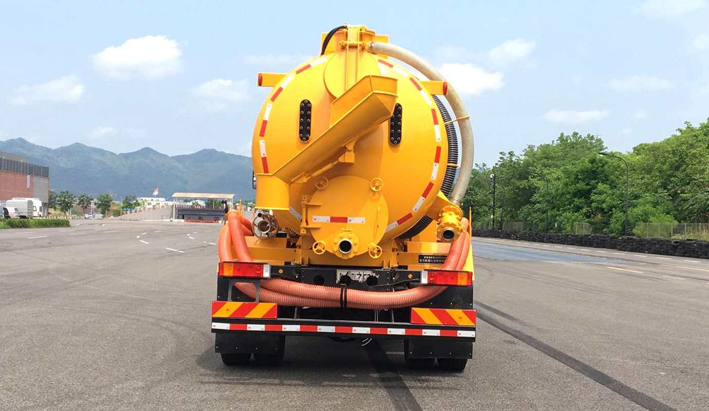 NDT5184GXW吸污車(chē)-1.jpg