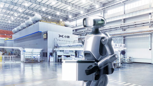 從飛行汽車 雙足機(jī)器人回到mpv,小鵬汽車科技日有未來夠現(xiàn)實